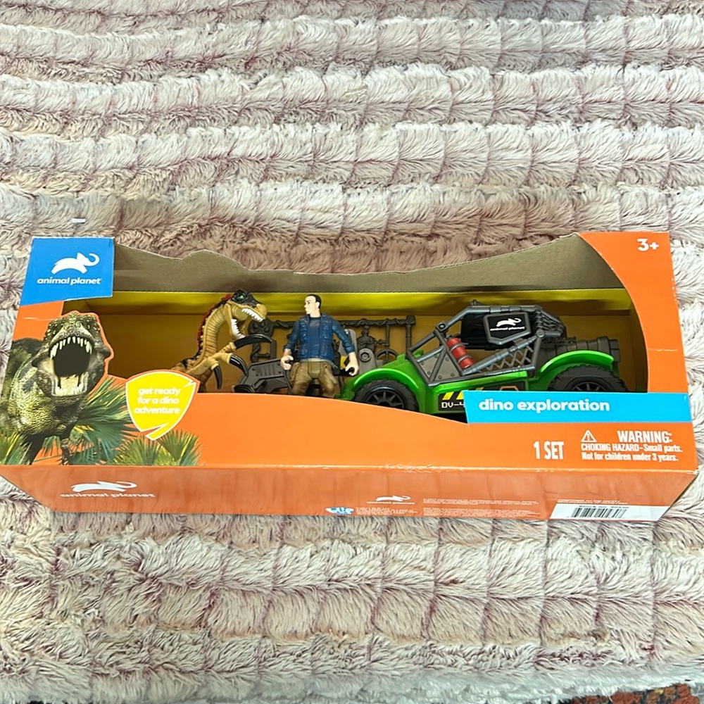 Animal Planet Dino Exploration Set!